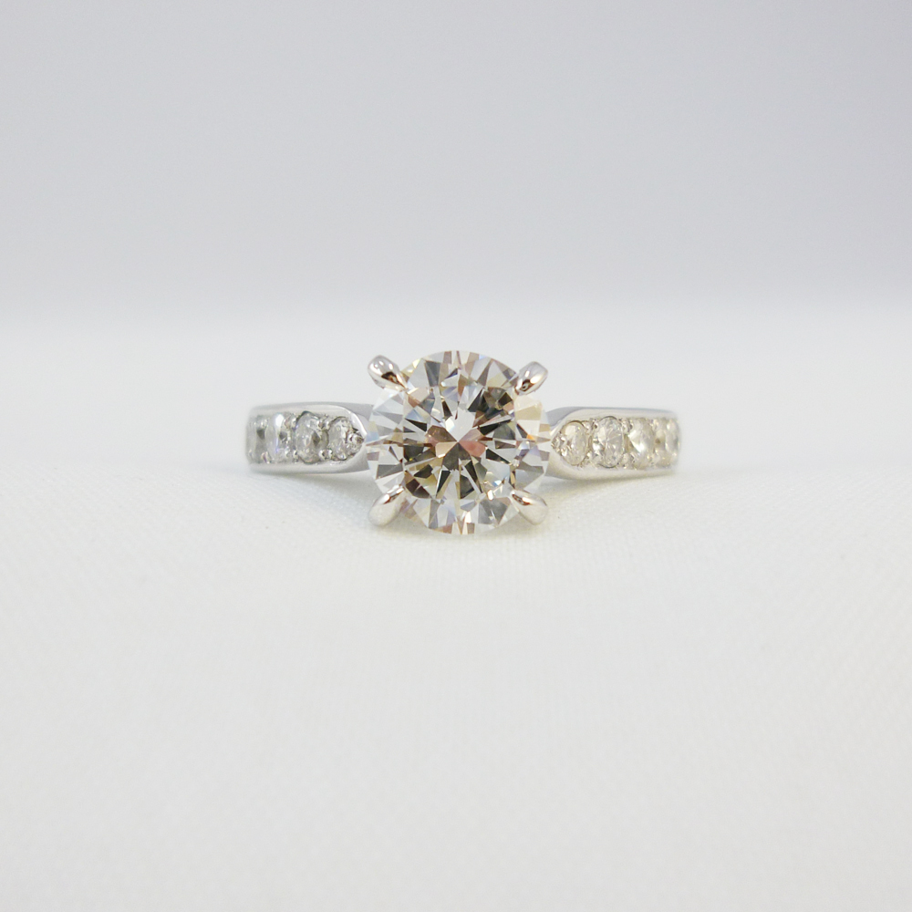 R様　0.45ct